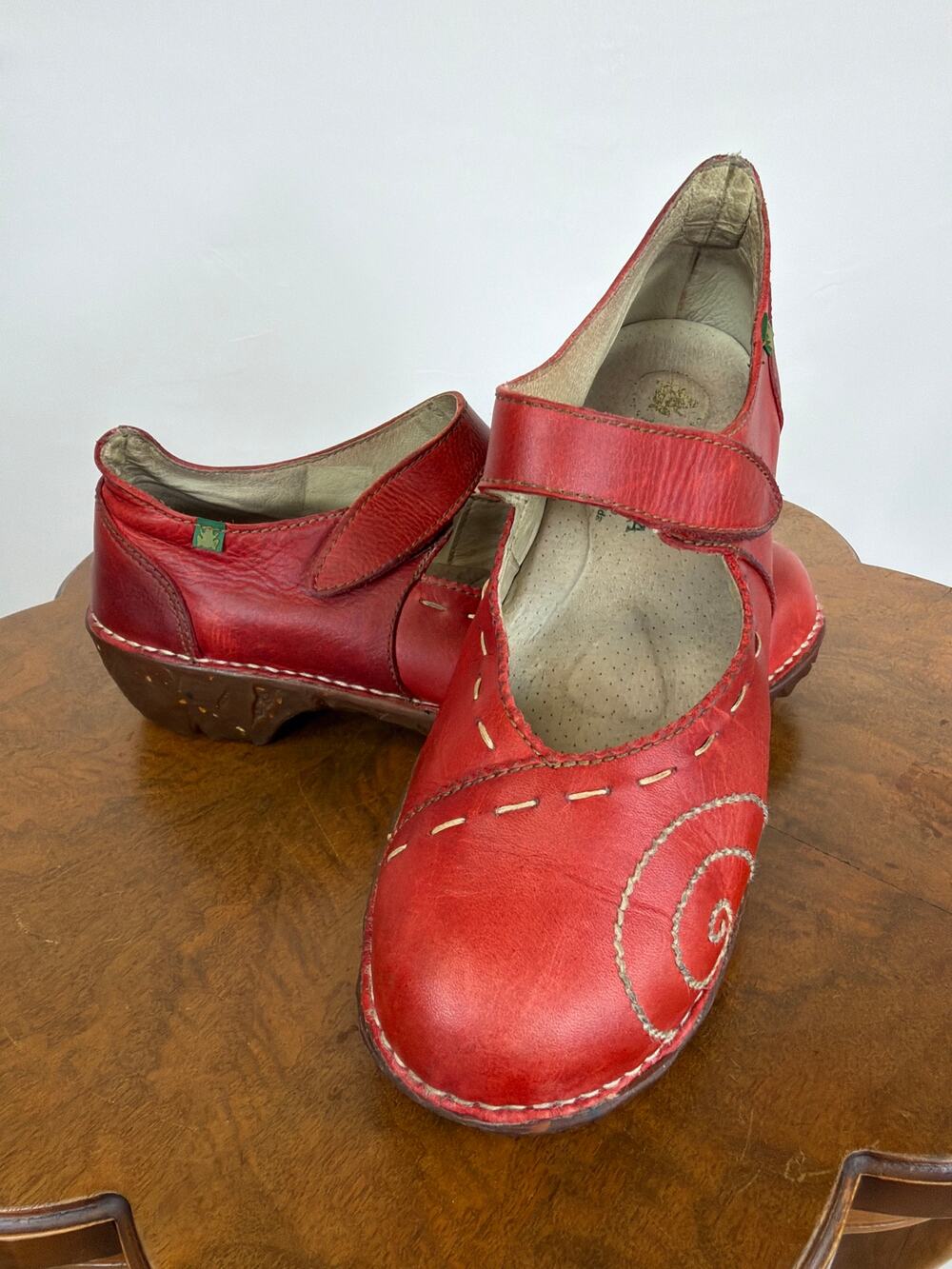 El Naturalista Red Leather Mary Janes Asymmetrical Hook Strap Gum Sole Size 41